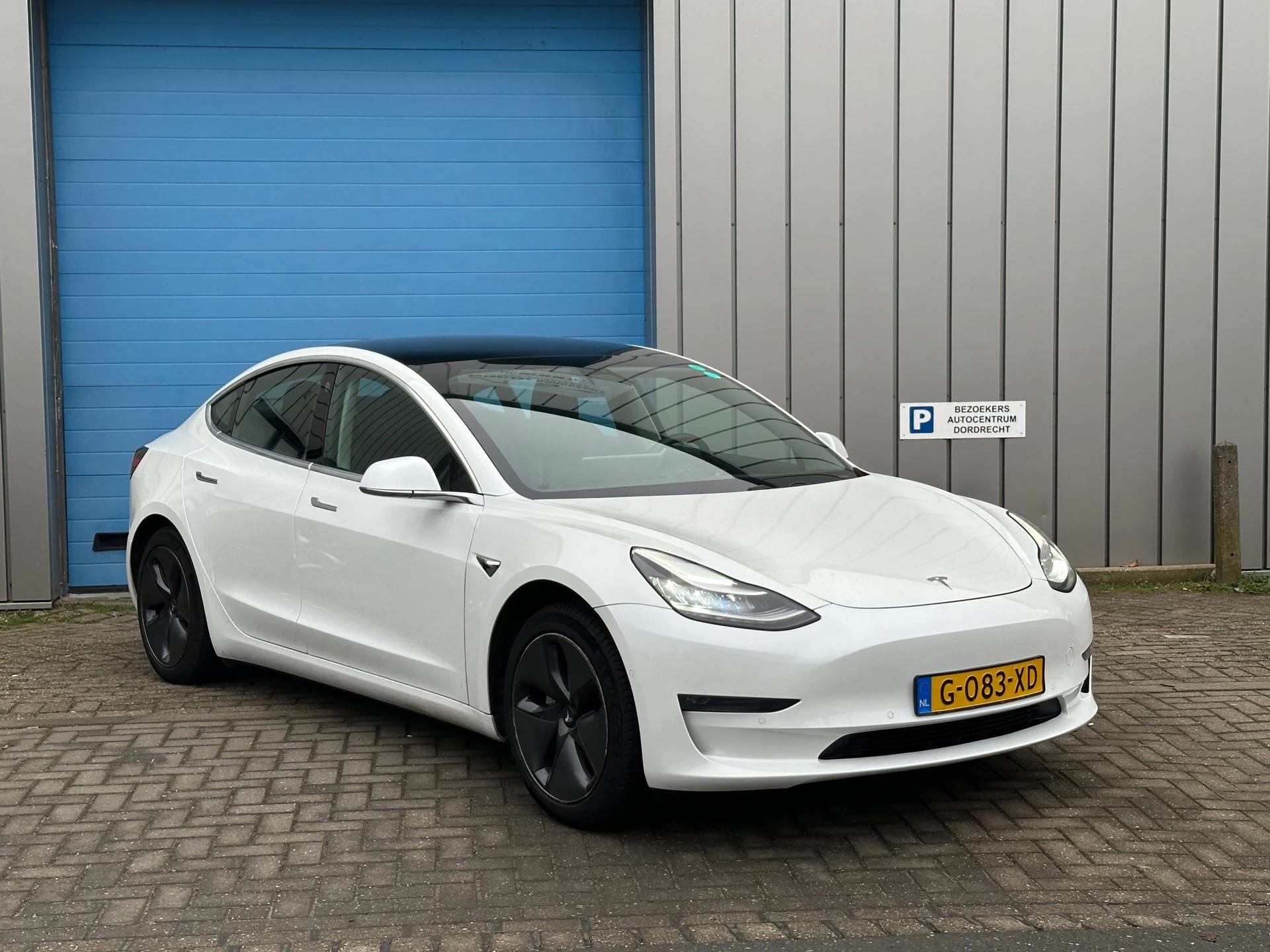 Hoofdafbeelding Tesla Model 3