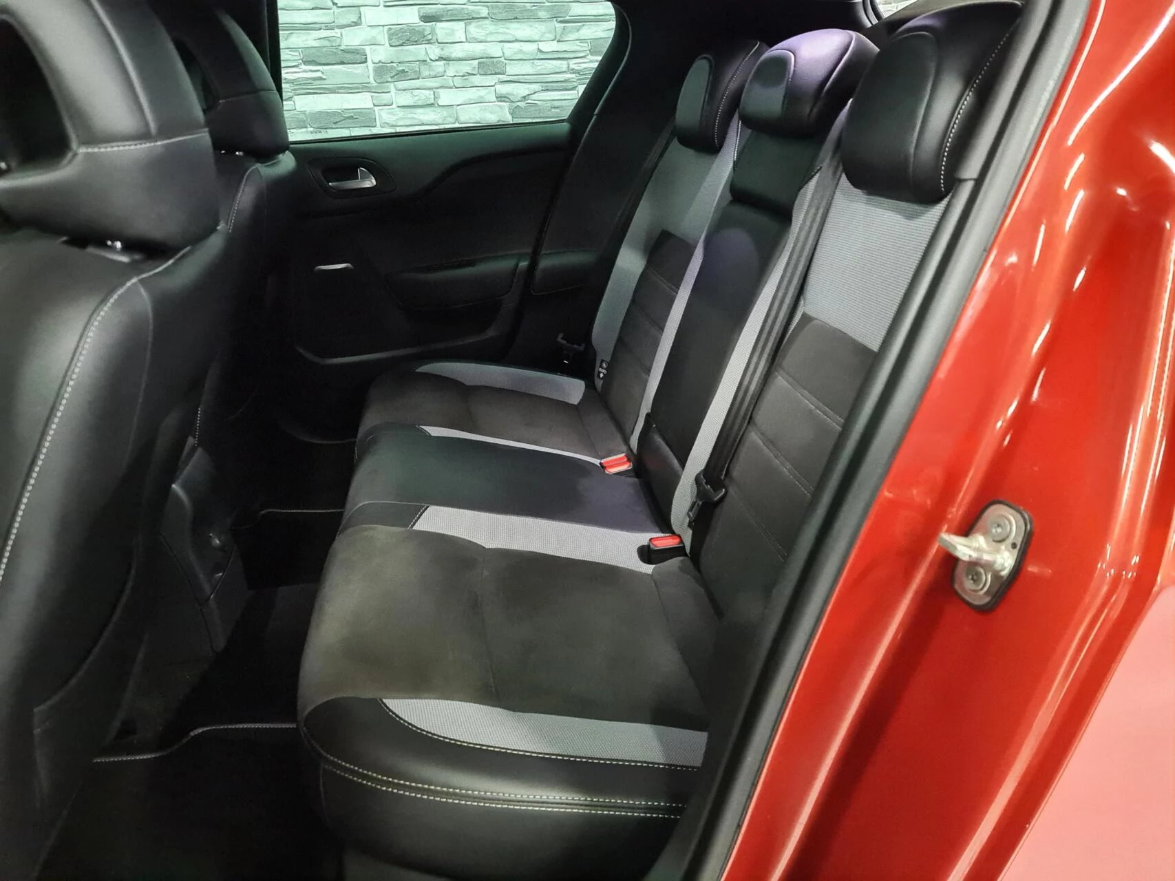 Hoofdafbeelding DS DS 4