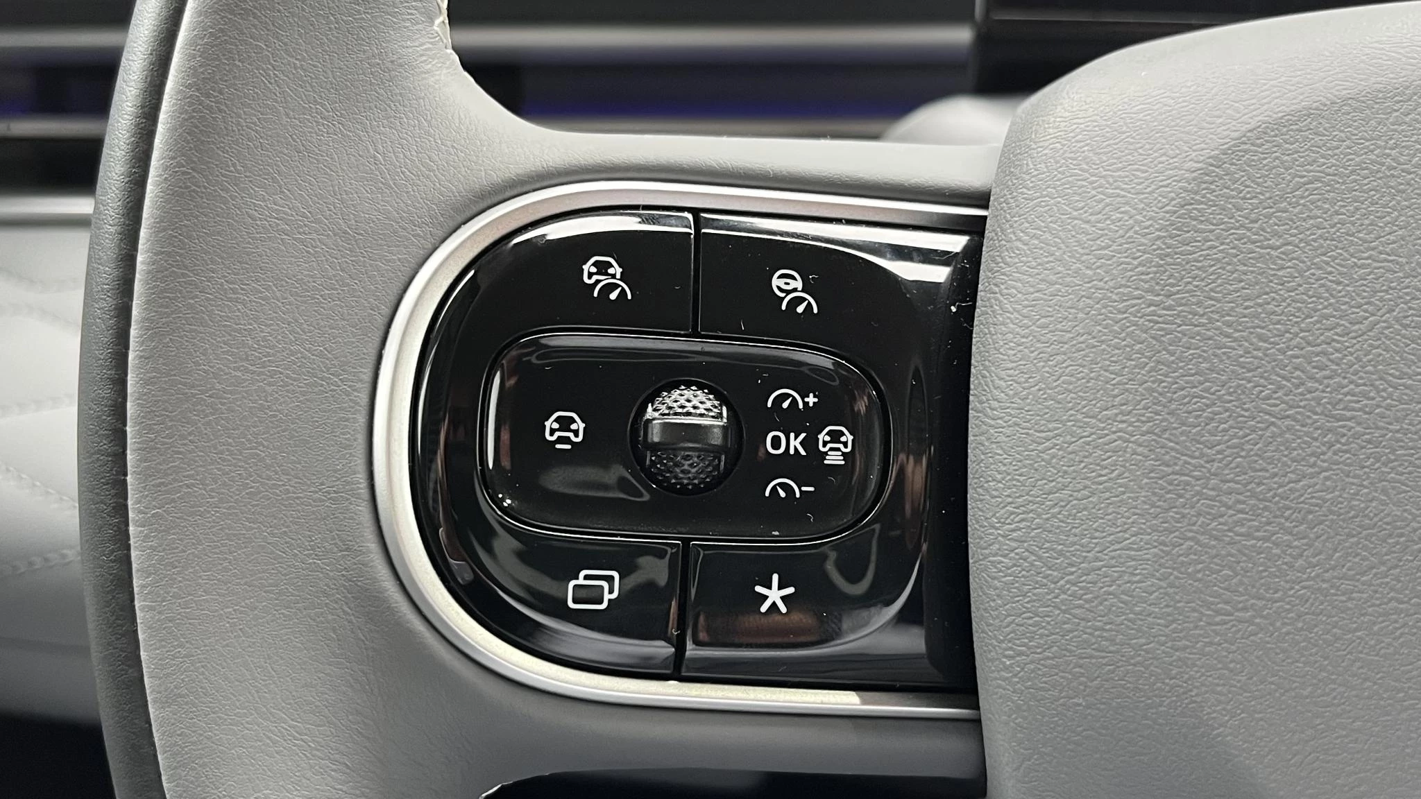 Hoofdafbeelding Dongfeng Box