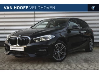 BMW 1 Serie 118i Executive Sport Line Automaat / Sportstoelen / LED / Live Cockpit Professional / Extra getint glas achter