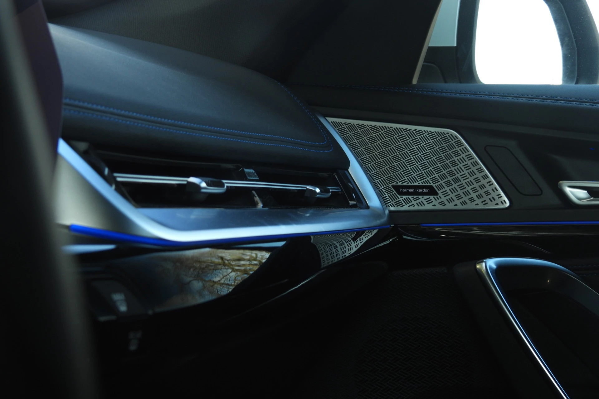 Hoofdafbeelding BMW iX1