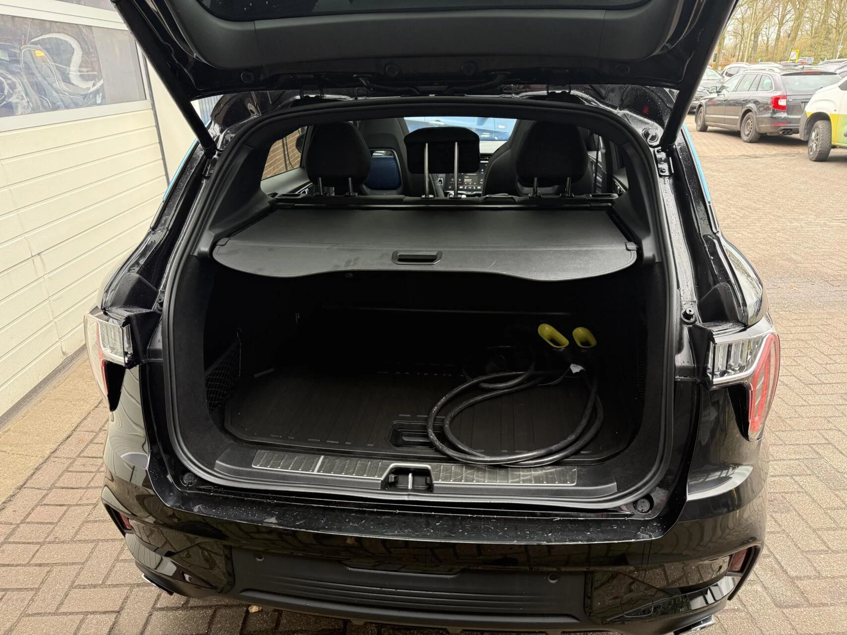 Hoofdafbeelding Lynk & Co 01