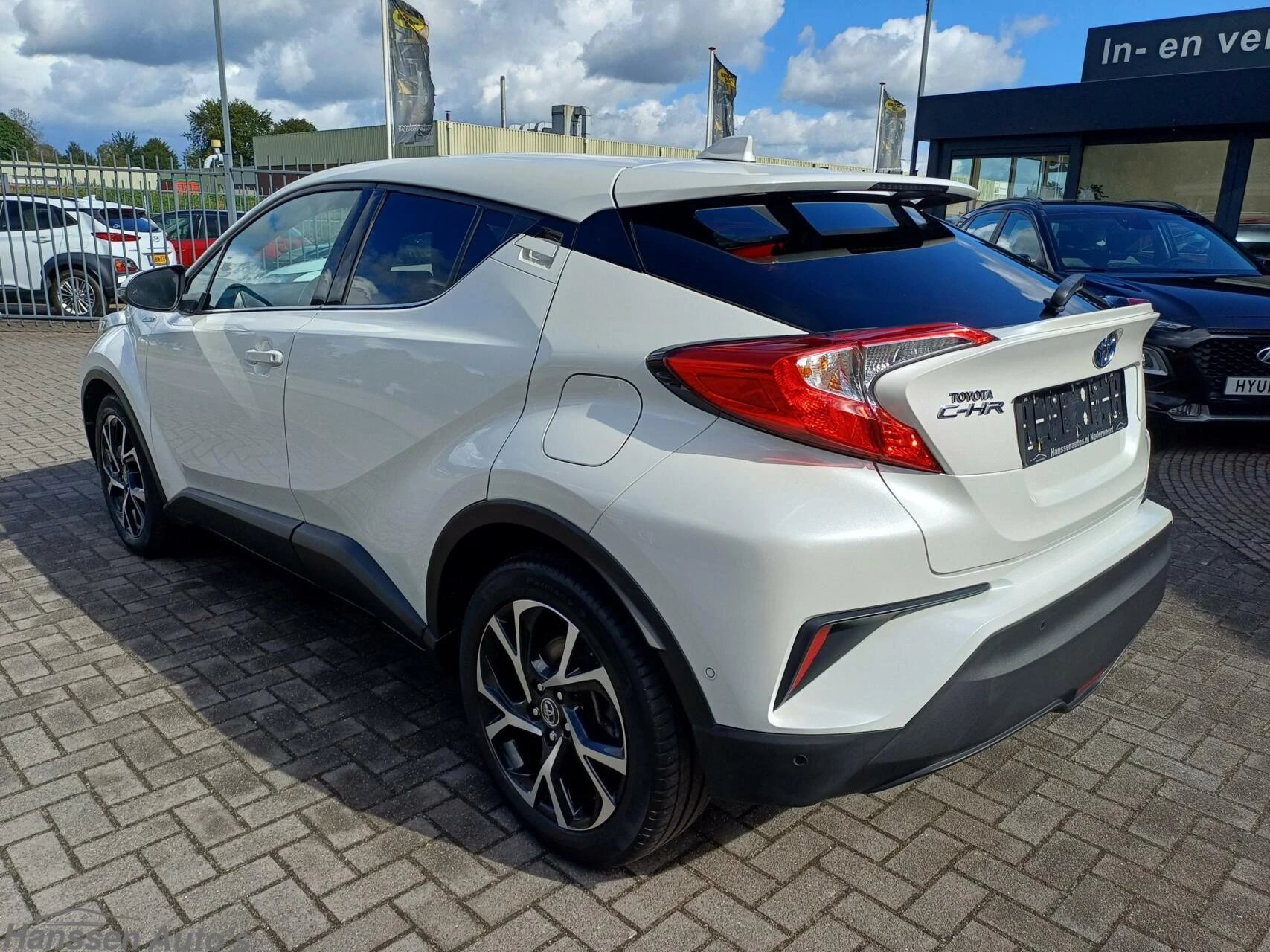 Hoofdafbeelding Toyota C-HR