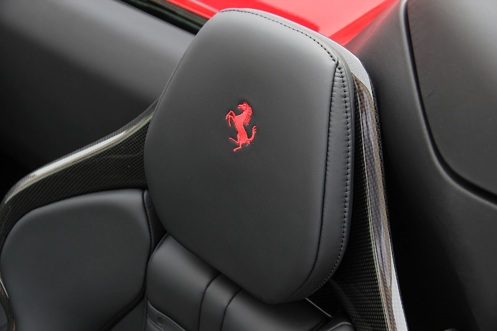 Hoofdafbeelding Ferrari 296