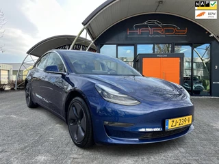 Hoofdafbeelding Tesla Model 3 Tesla Model 3 Long Range AWD 75 kWh 82% SOH Trekhaak 910kg Rijklaarprijs! 4X Nieuwe Banden
