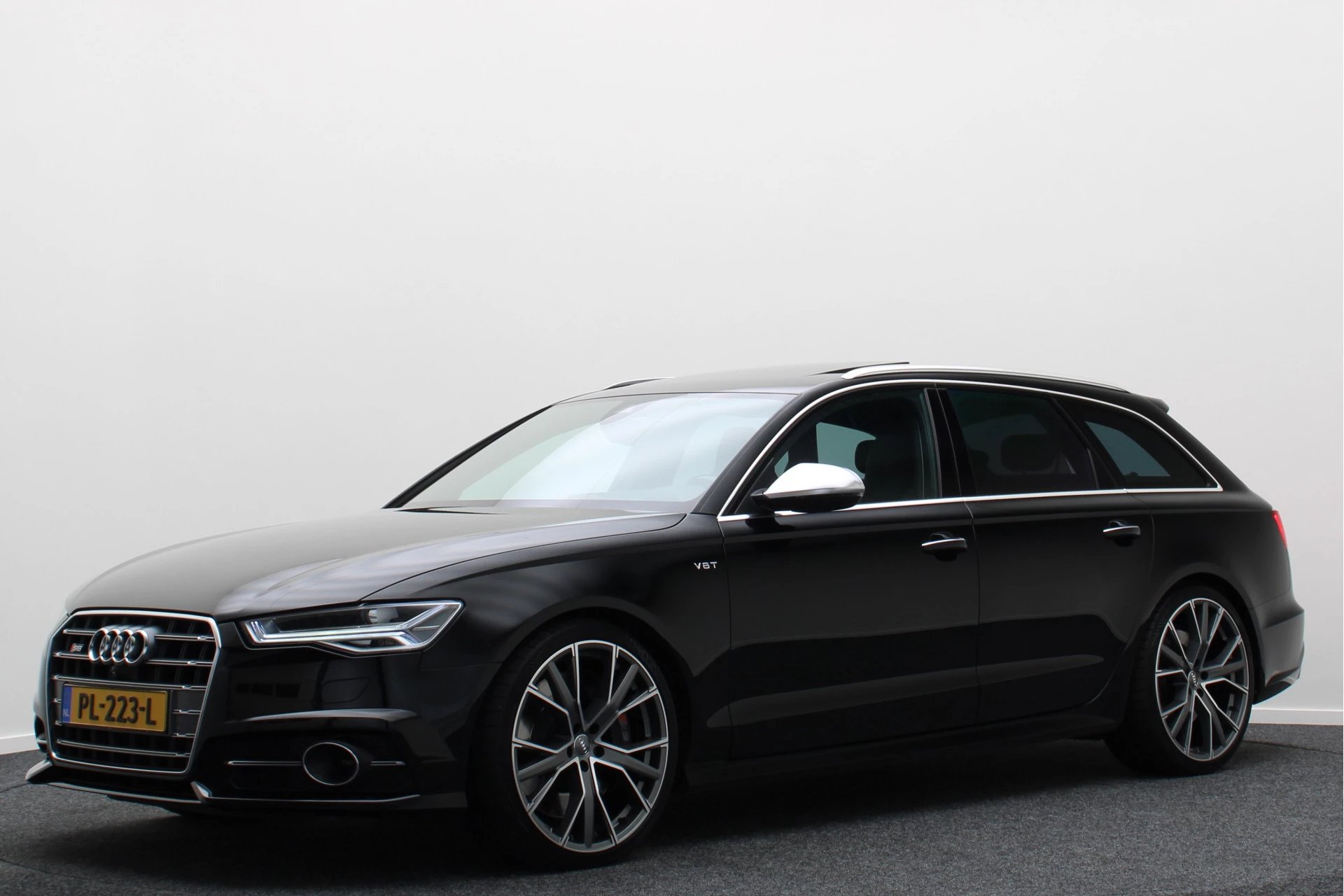 Hoofdafbeelding Audi S6