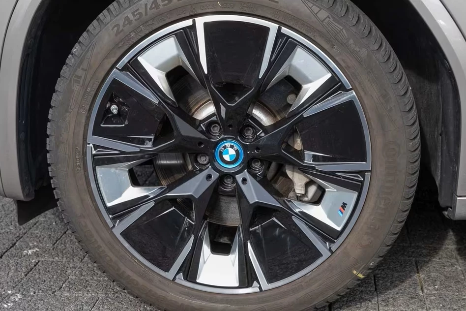 Hoofdafbeelding BMW iX3