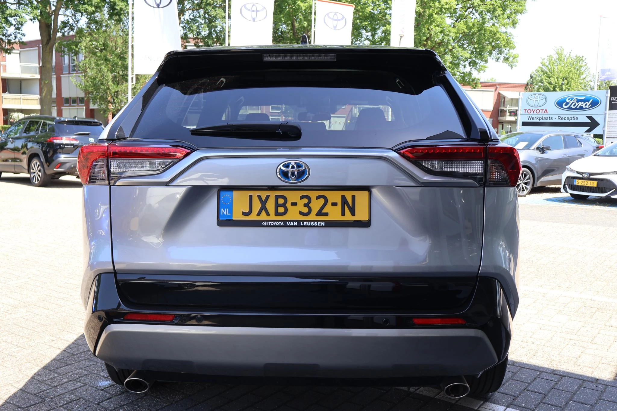 Hoofdafbeelding Toyota RAV4