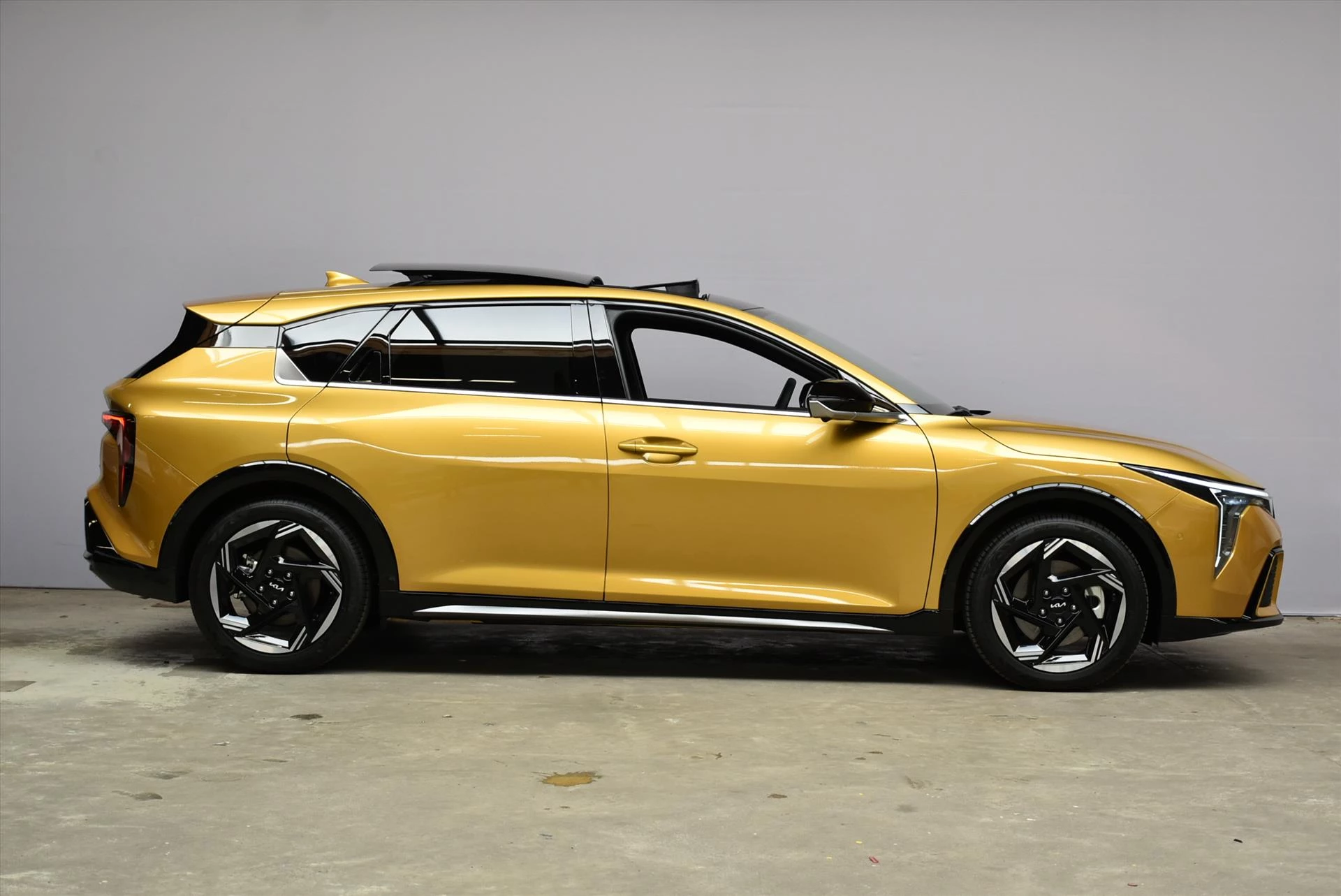 Hoofdafbeelding Kia K4