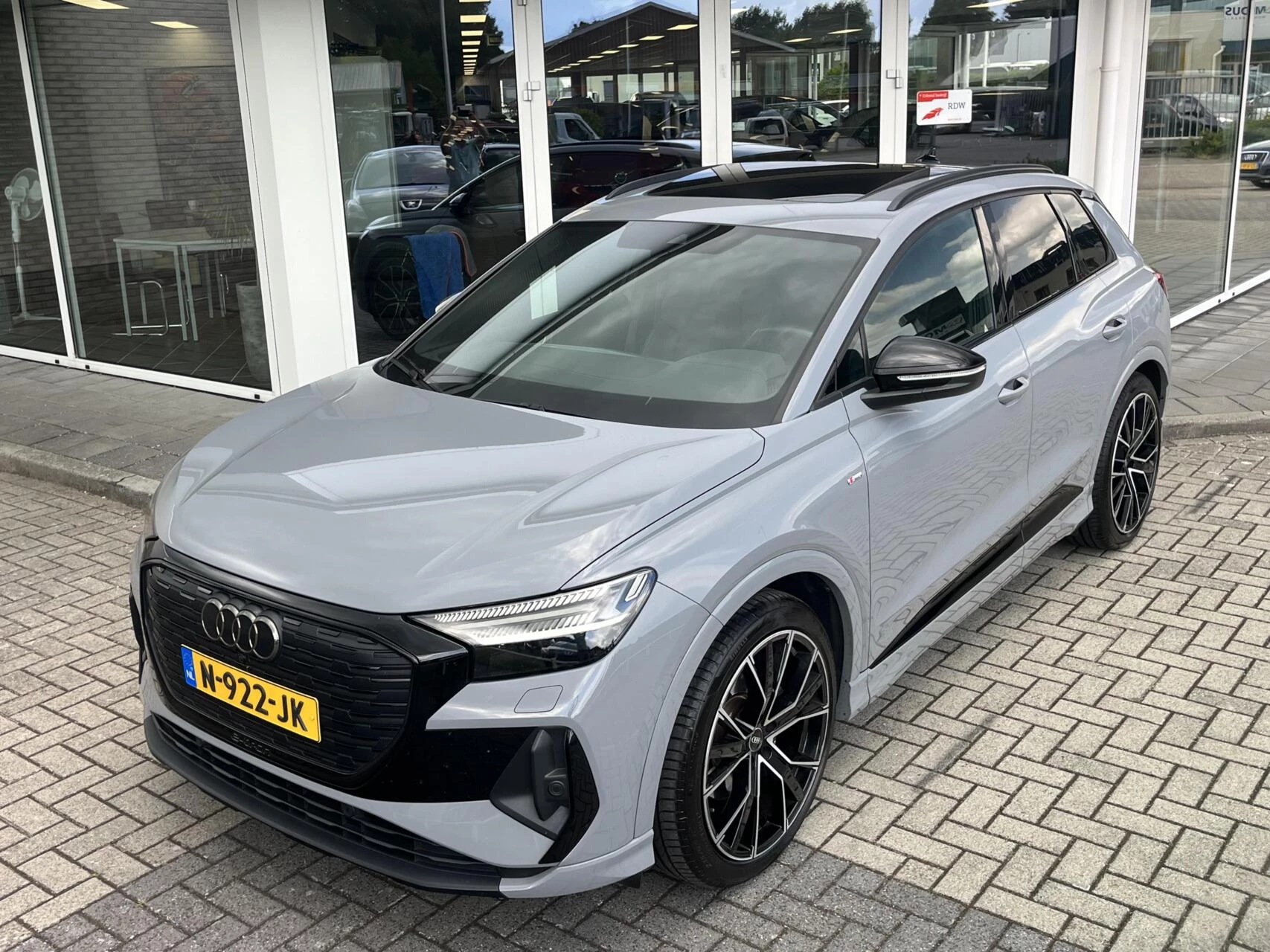 Hoofdafbeelding Audi Q4 e-tron