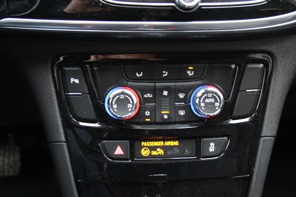 Hoofdafbeelding Opel Mokka X
