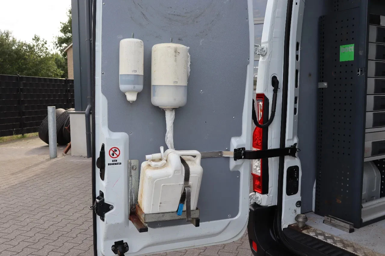 Hoofdafbeelding Opel Movano