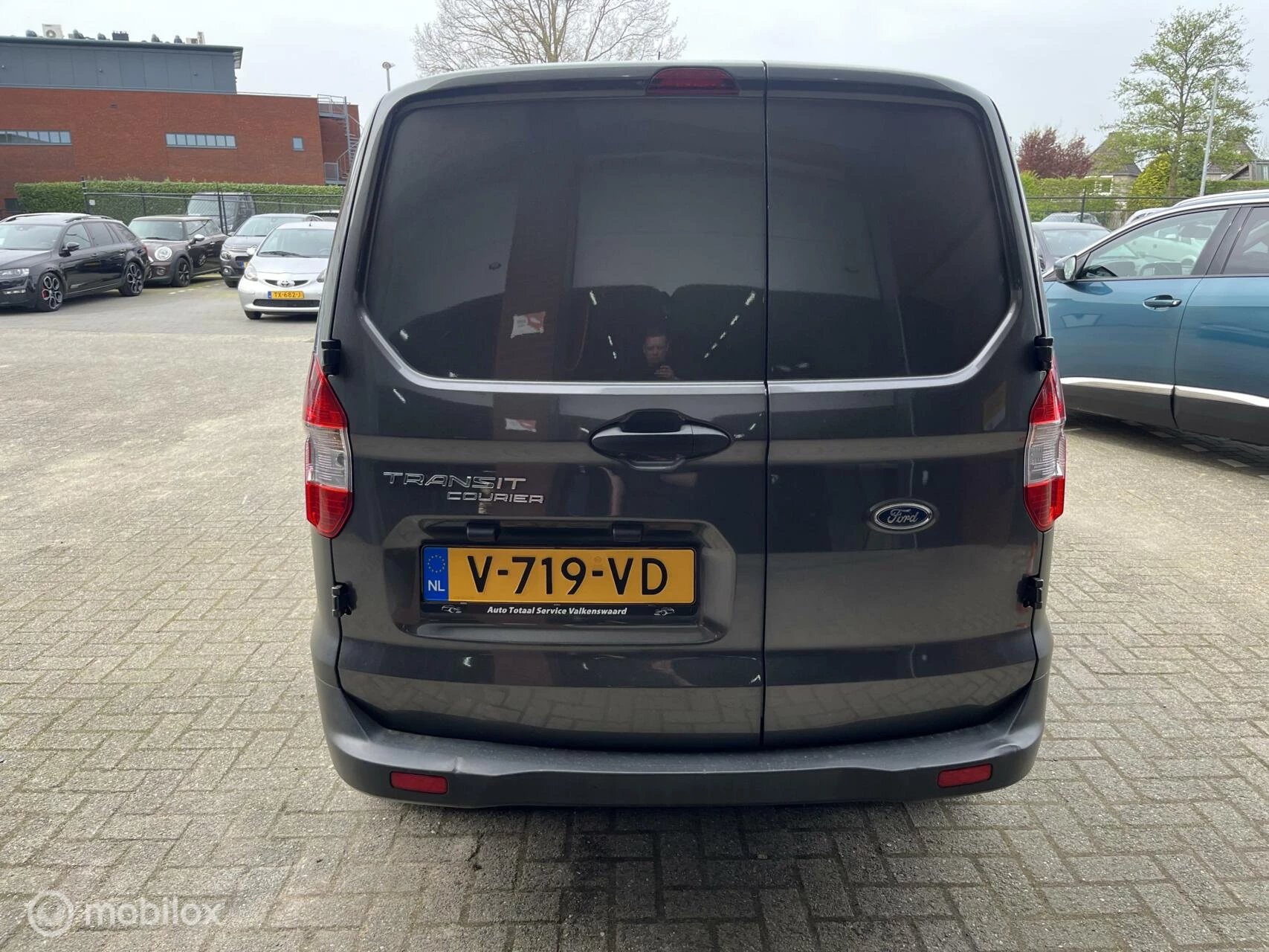 Hoofdafbeelding Ford Transit Courier