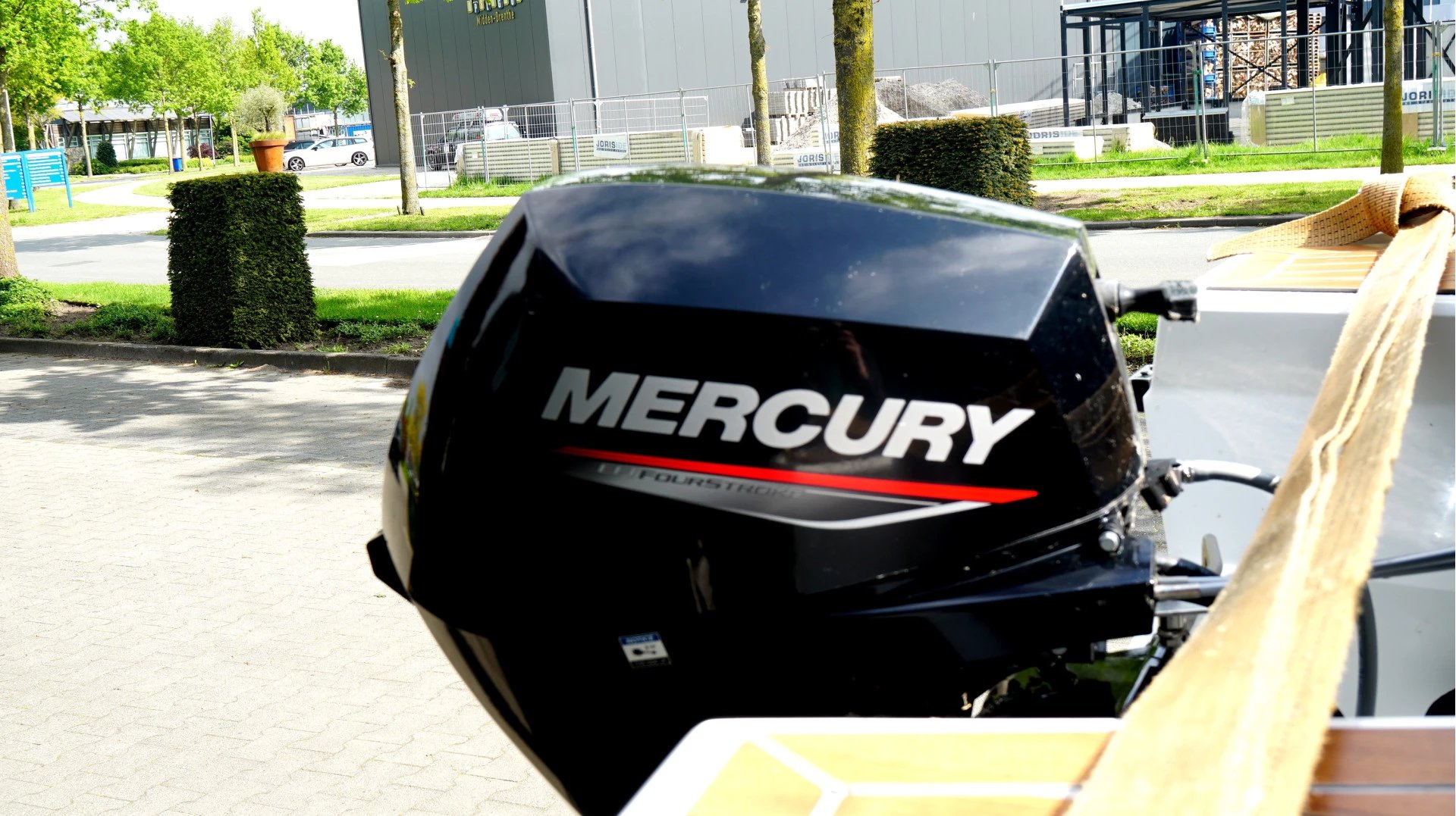 Hoofdafbeelding Florijn Sloep 20pk Mercury (geen vaarbewijs nodig) inclusief Marlin Trailer, 6-8 persoons!