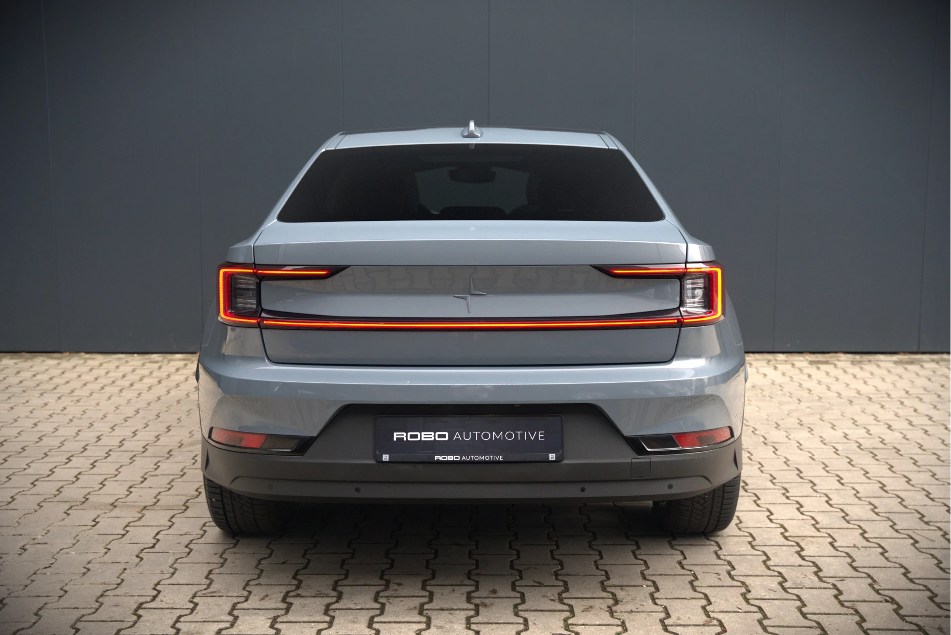 Hoofdafbeelding Polestar 2