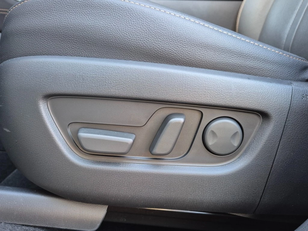 Hoofdafbeelding Mazda CX-60