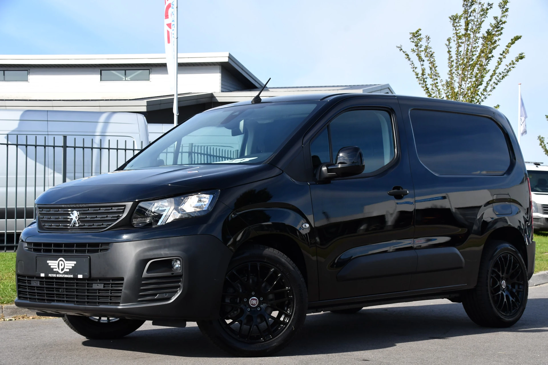Hoofdafbeelding Peugeot Partner