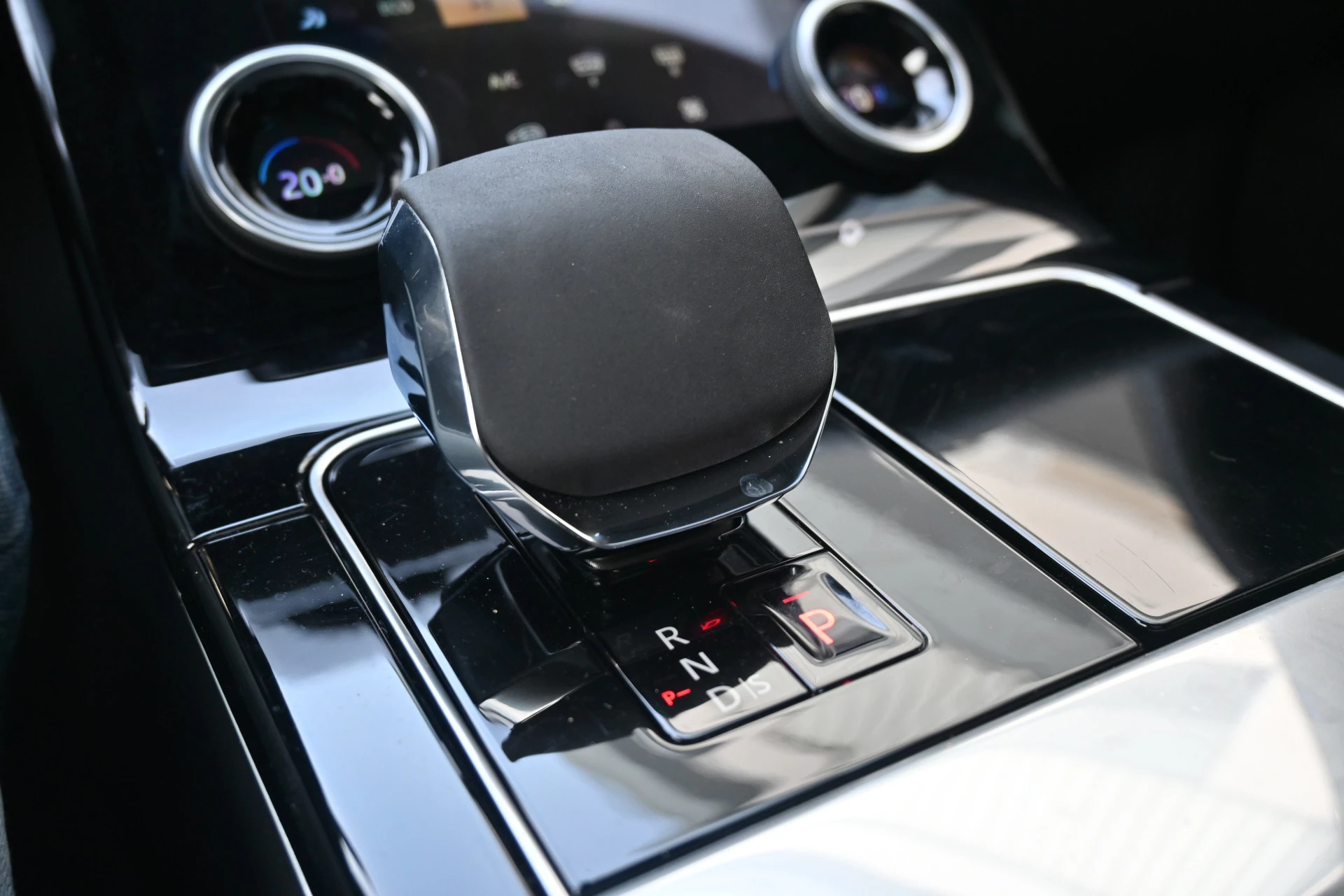 Hoofdafbeelding Land Rover Range Rover Velar