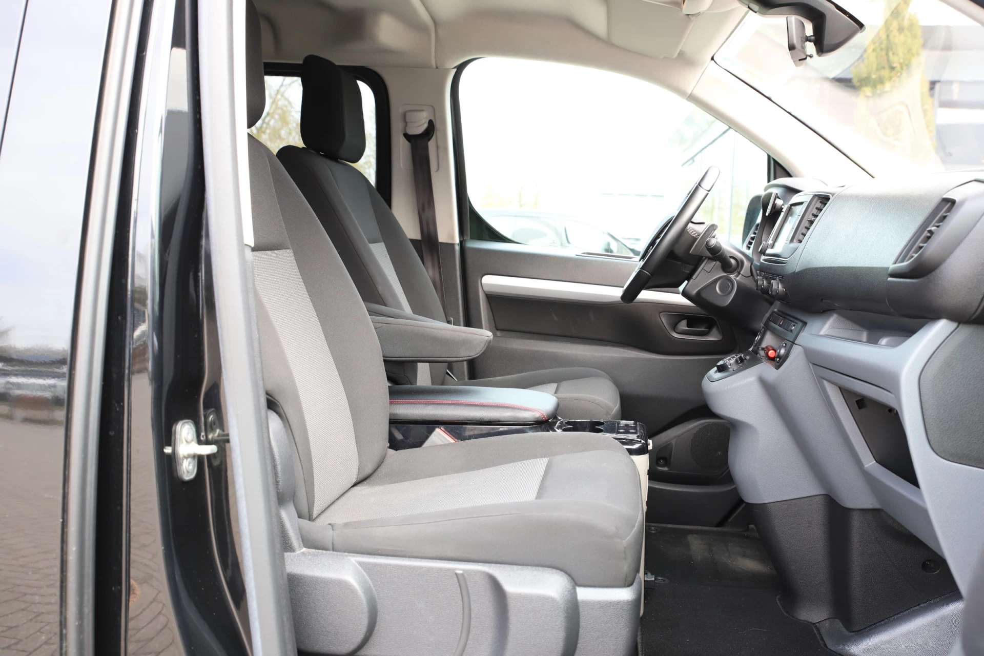 Hoofdafbeelding Peugeot Expert