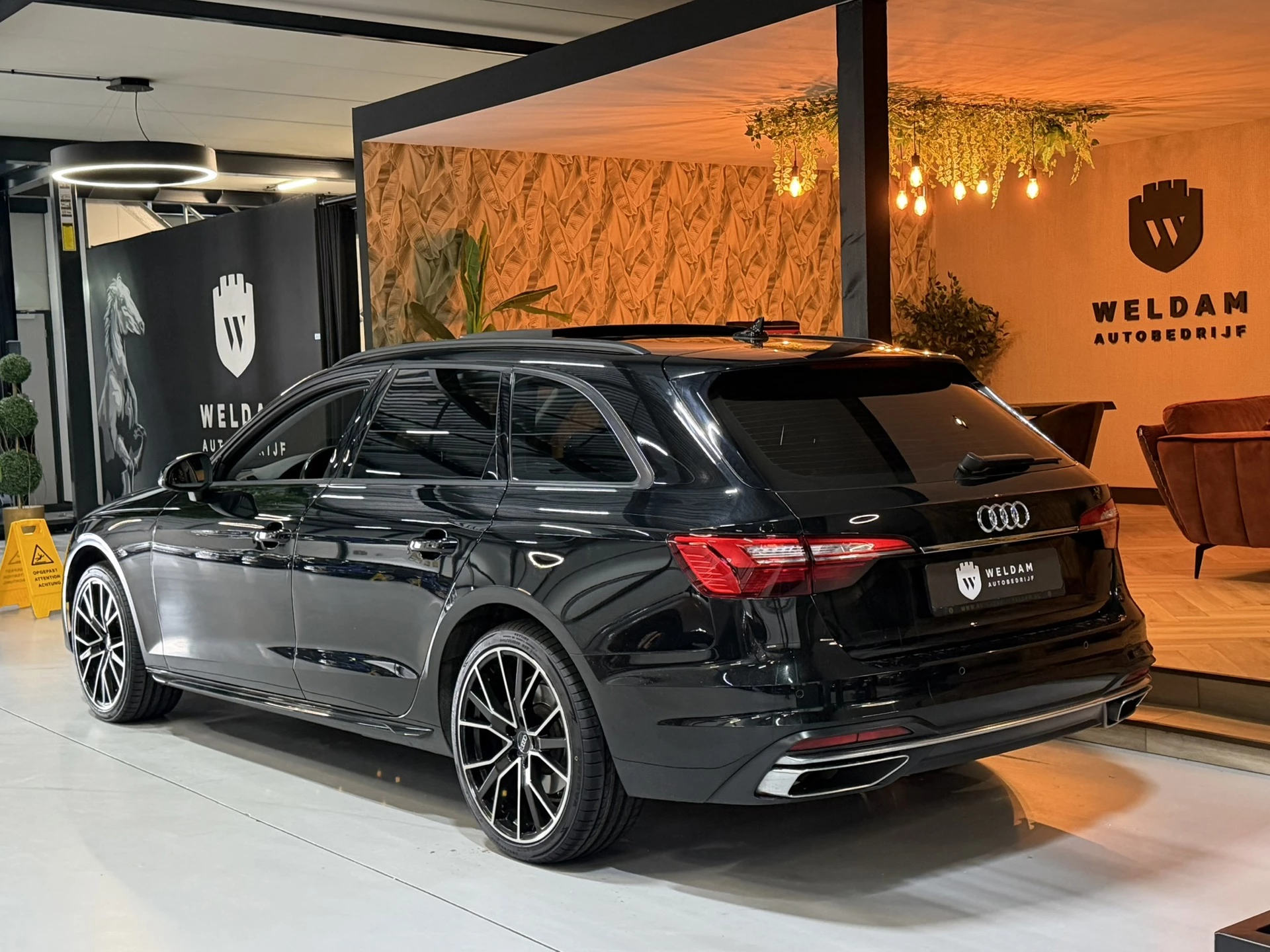 Hoofdafbeelding Audi A4