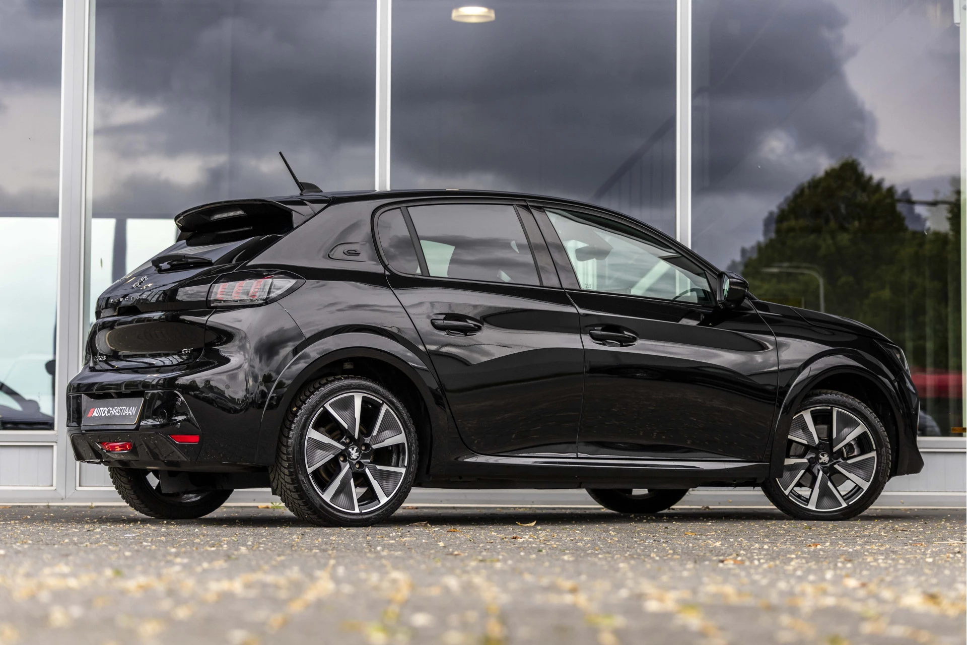Hoofdafbeelding Peugeot e-208