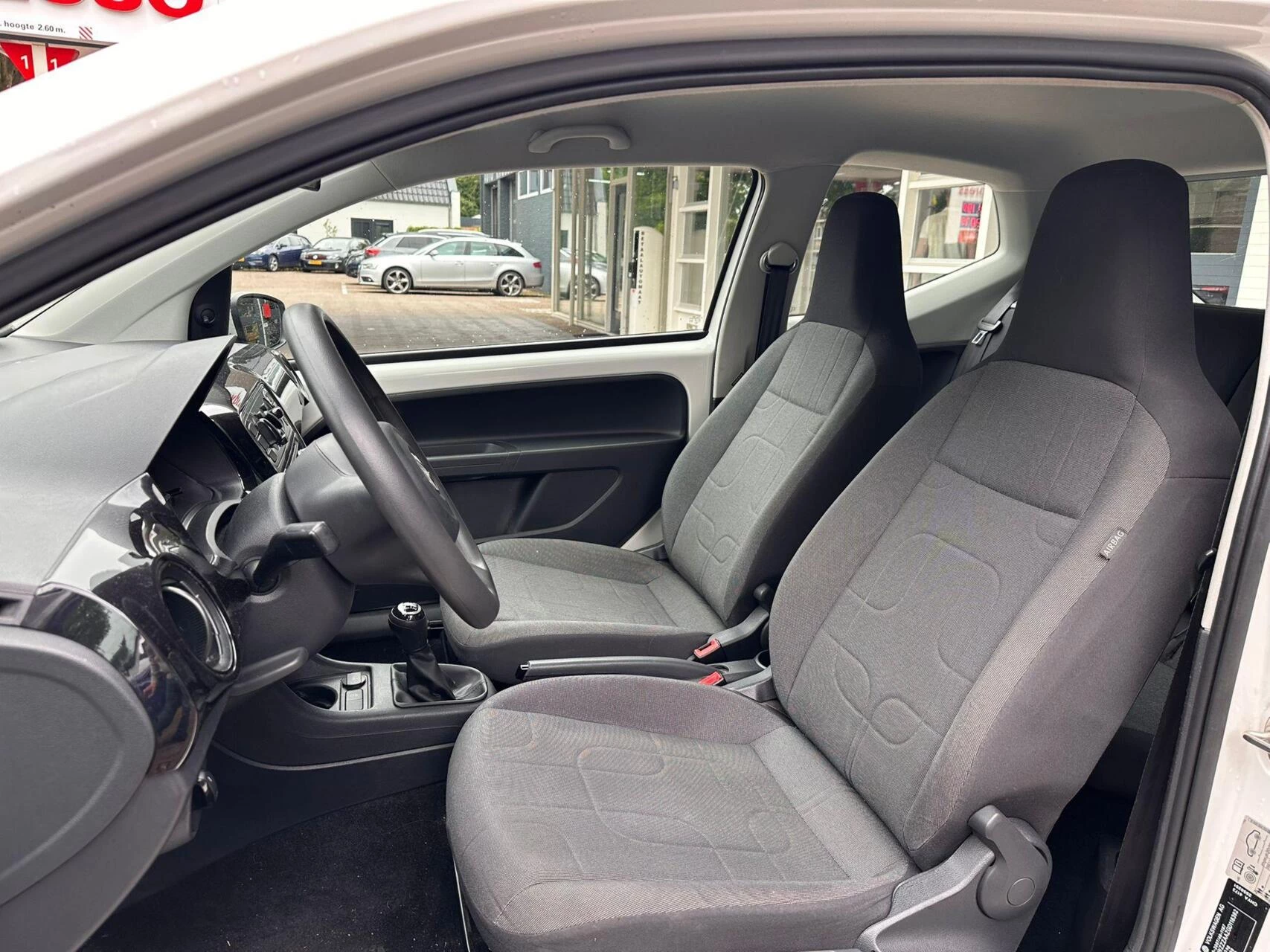 Hoofdafbeelding Volkswagen up!