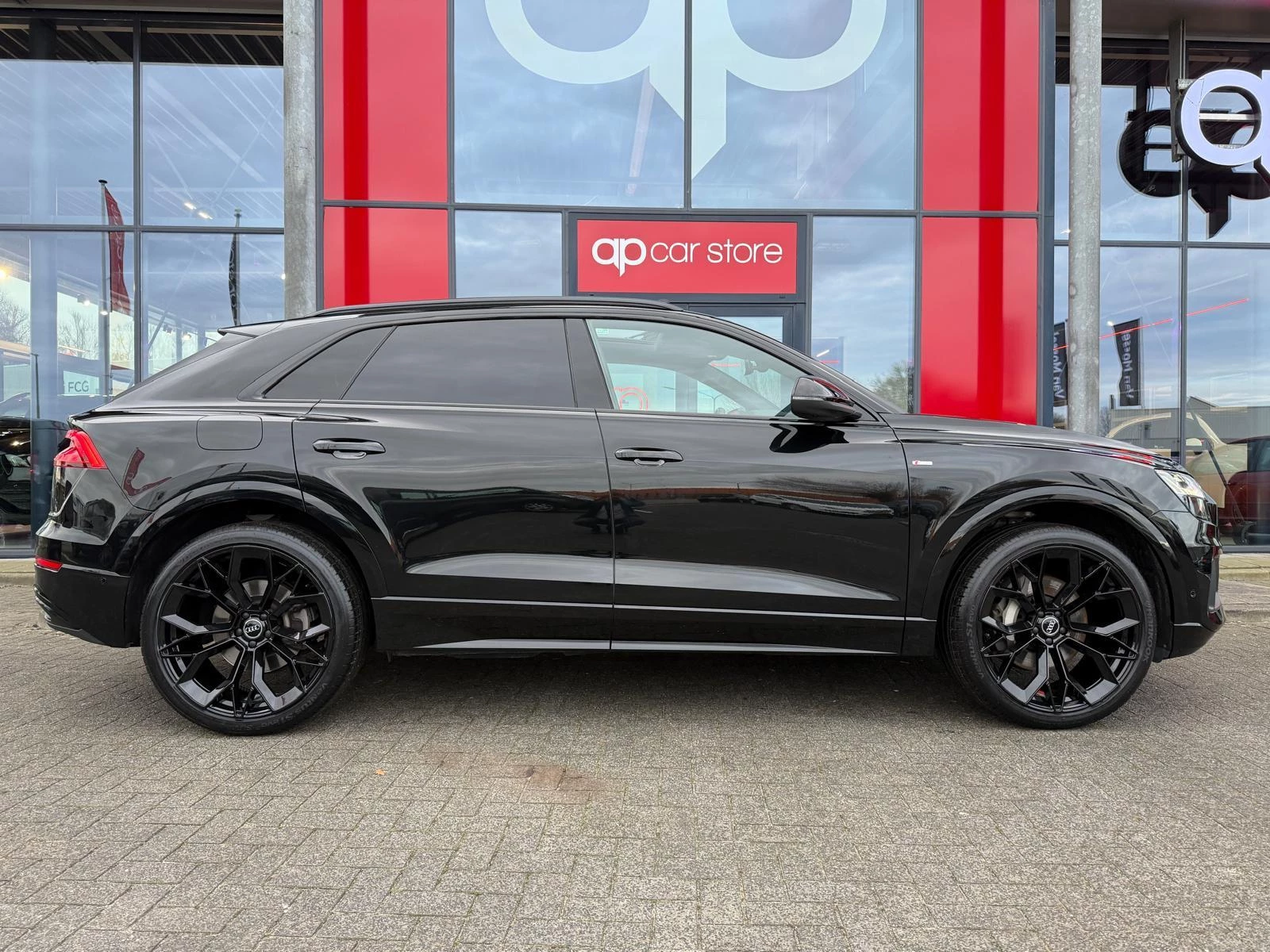 Hoofdafbeelding Audi Q8