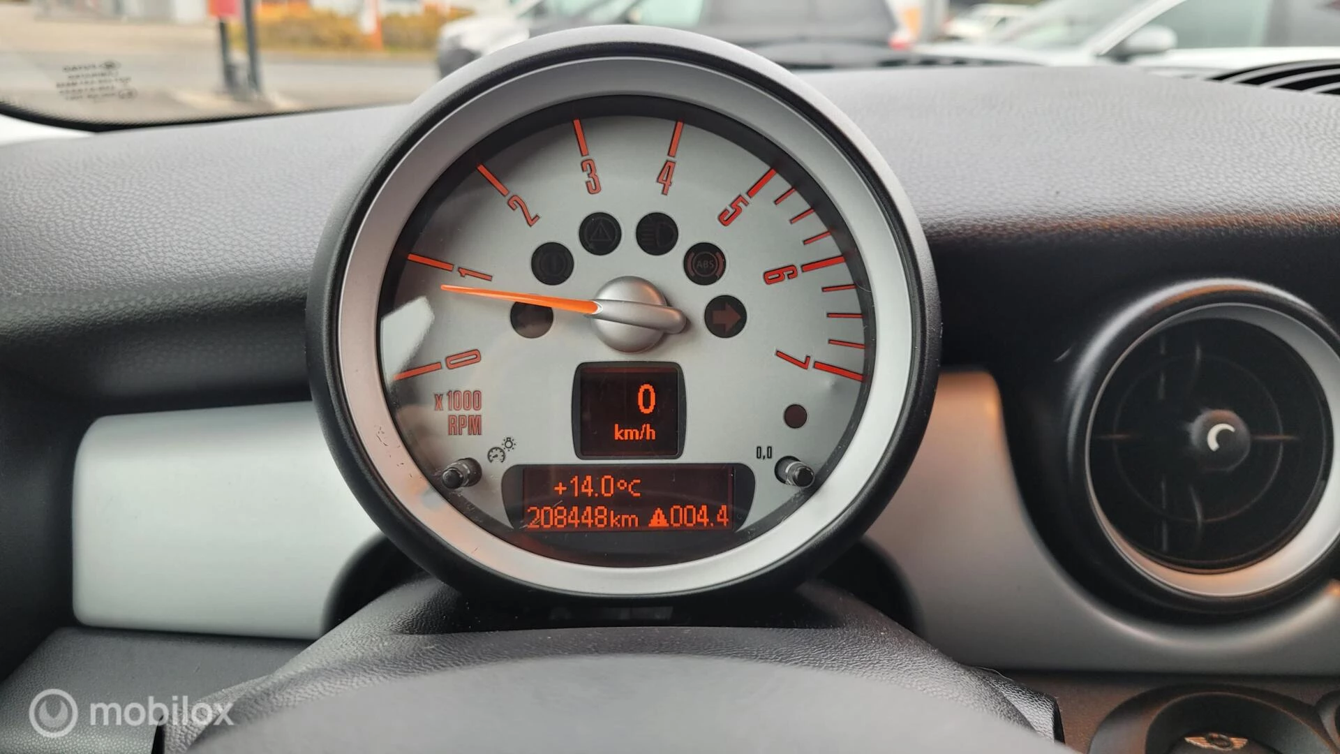 Hoofdafbeelding MINI One