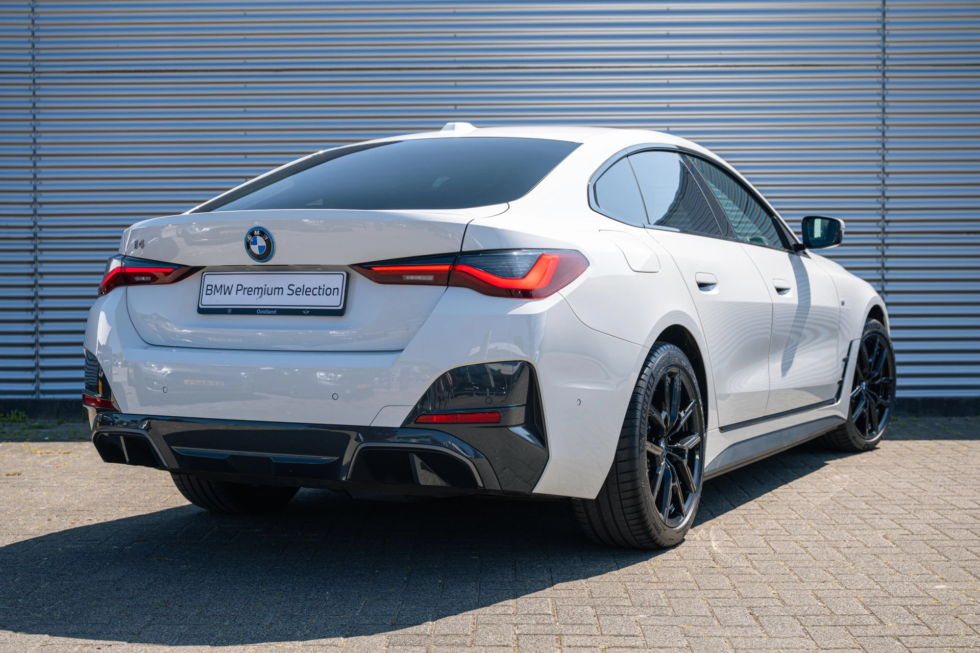 Hoofdafbeelding BMW i4