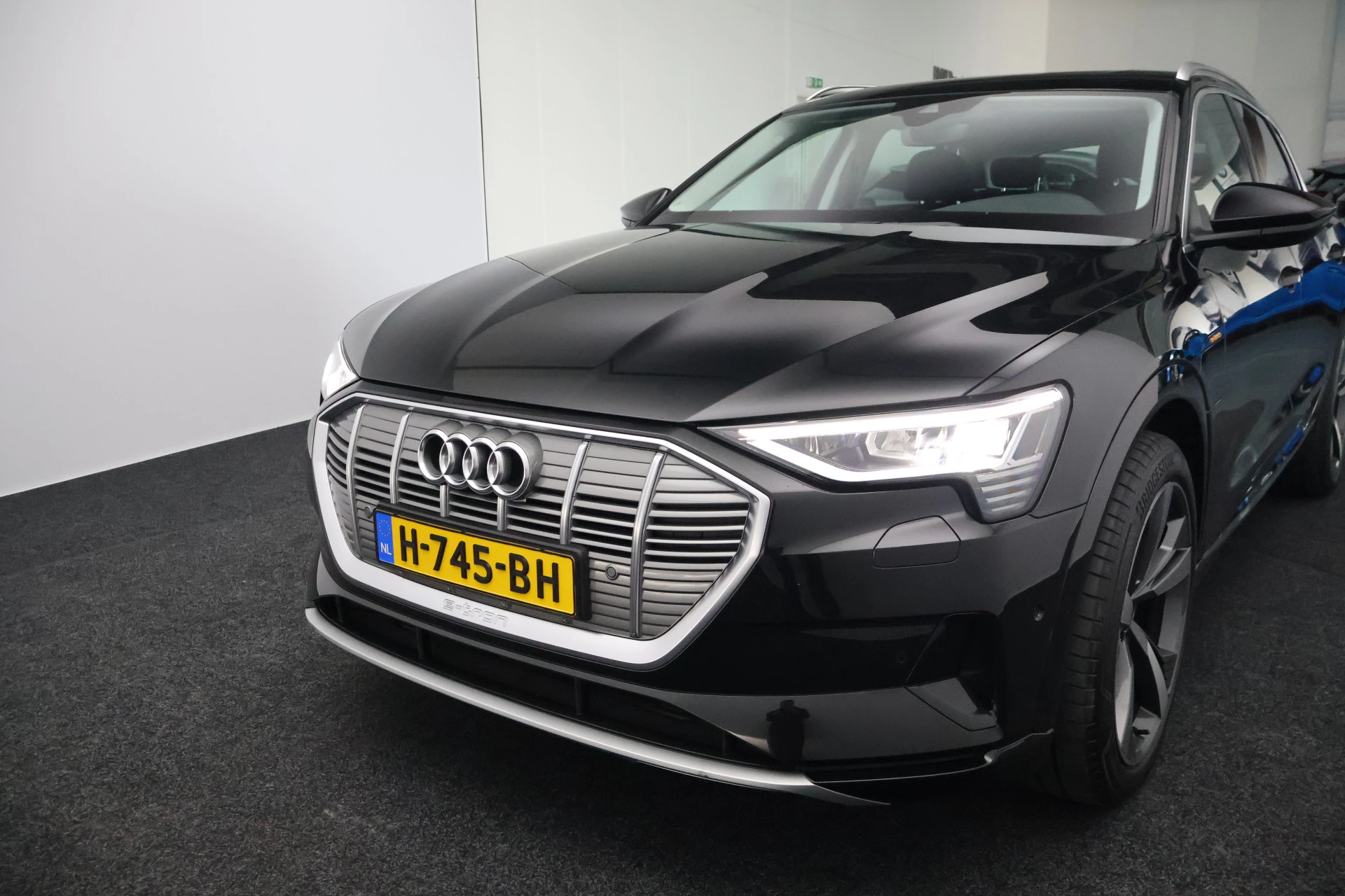Hoofdafbeelding Audi e-tron