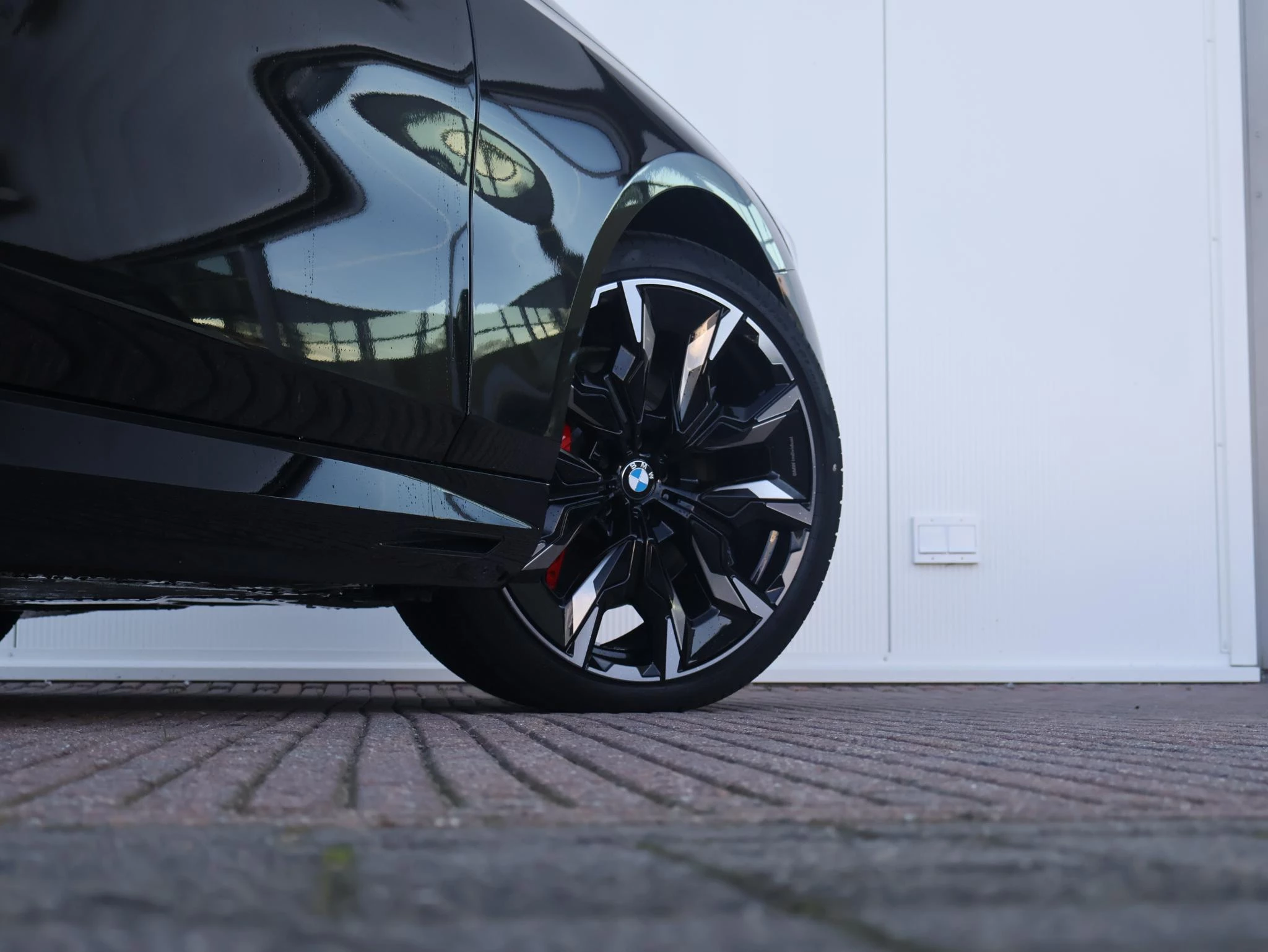 Hoofdafbeelding BMW i5