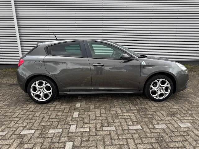 Hoofdafbeelding Alfa Romeo Giulietta