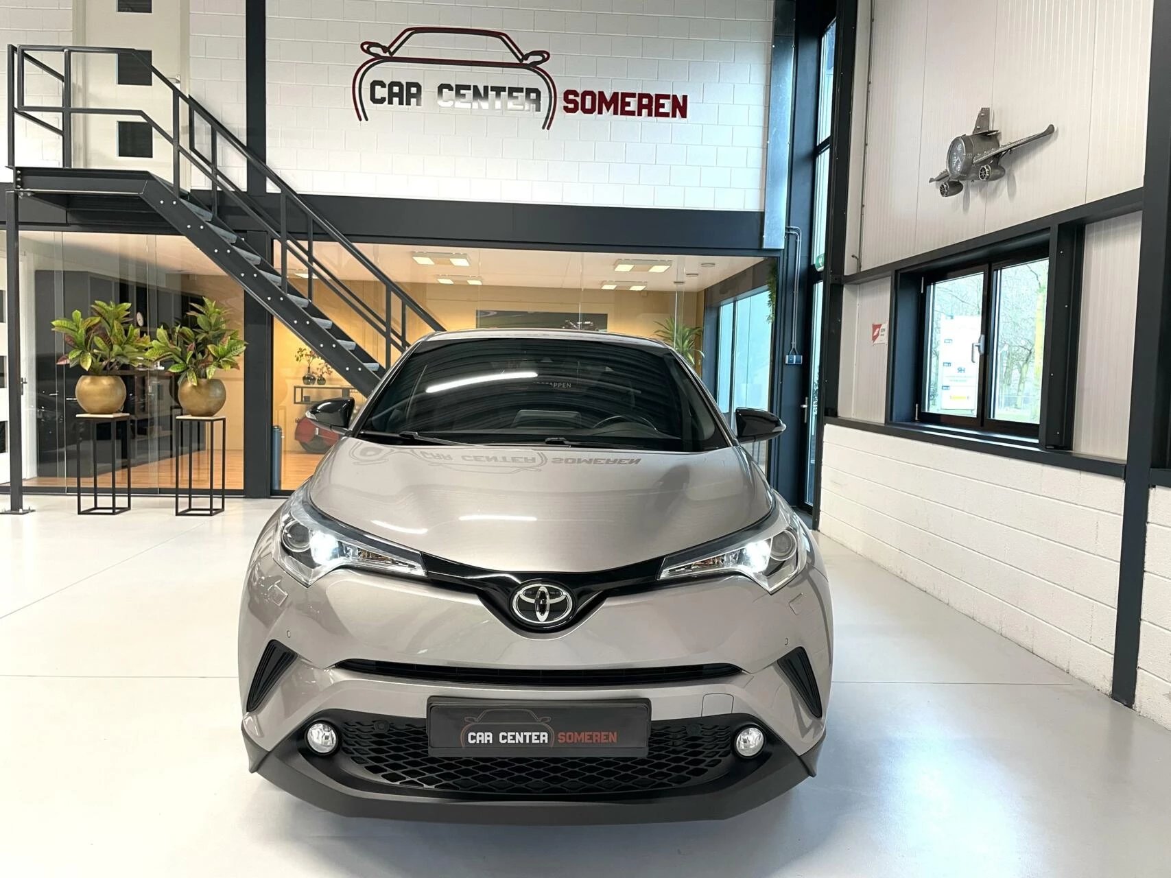 Hoofdafbeelding Toyota C-HR