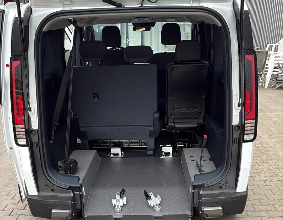 Hoofdafbeelding Kia PV5