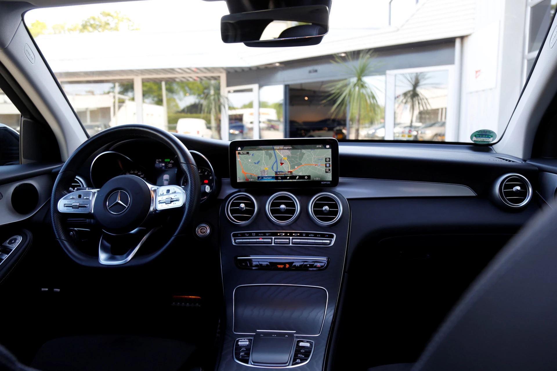 Hoofdafbeelding Mercedes-Benz GLC