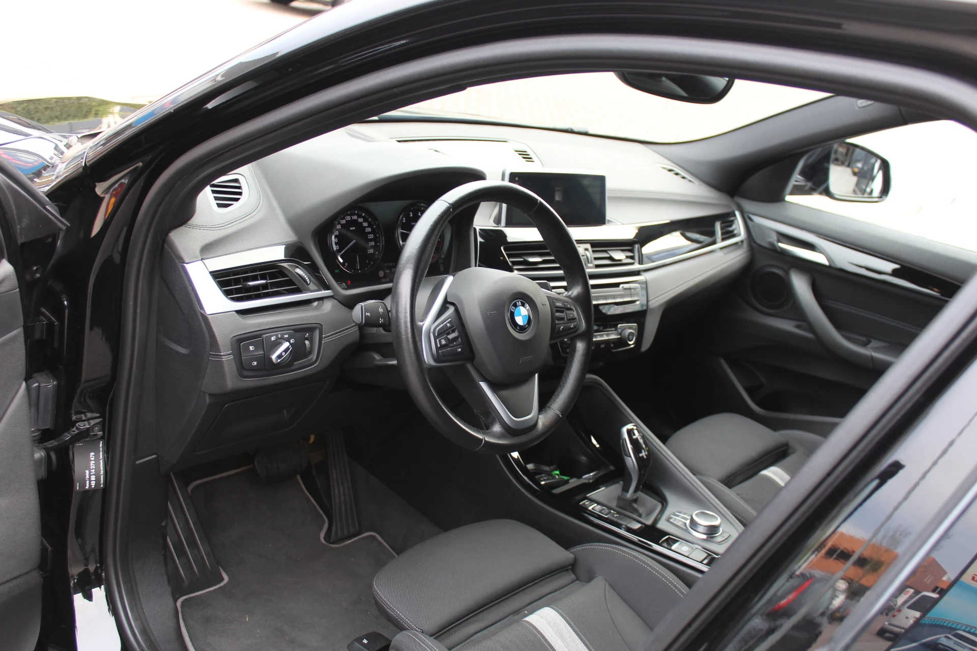 Hoofdafbeelding BMW X2