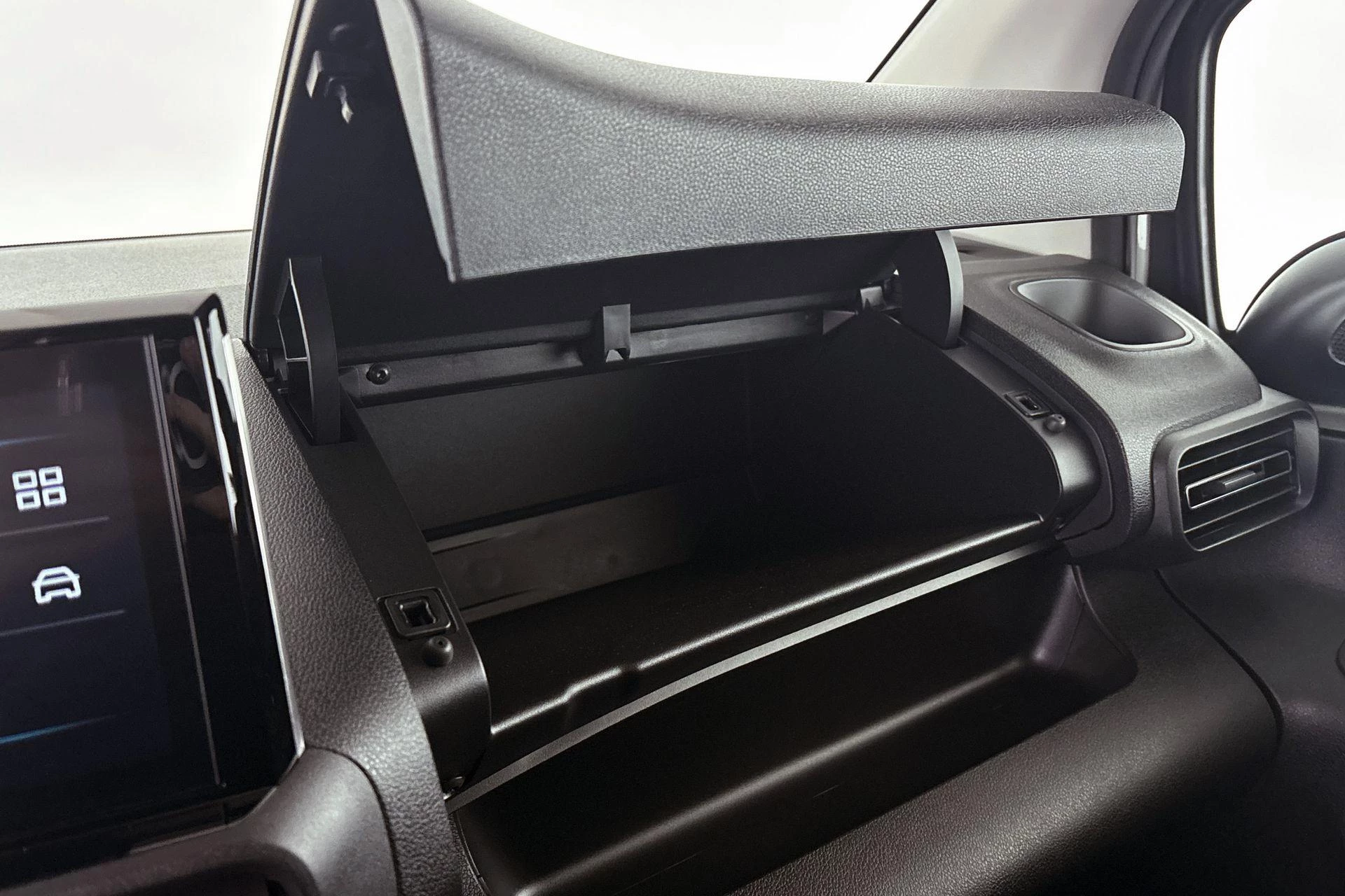 Hoofdafbeelding Peugeot e-Partner