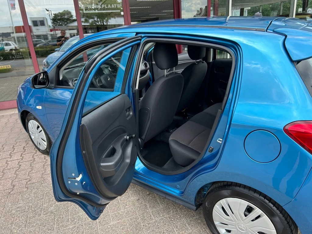 Hoofdafbeelding Mitsubishi Space Star