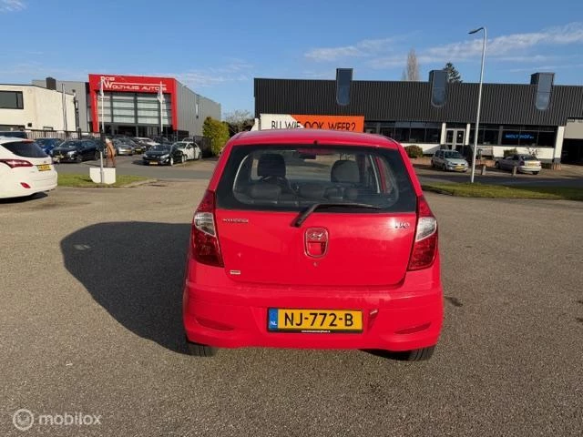 Hoofdafbeelding Hyundai i10