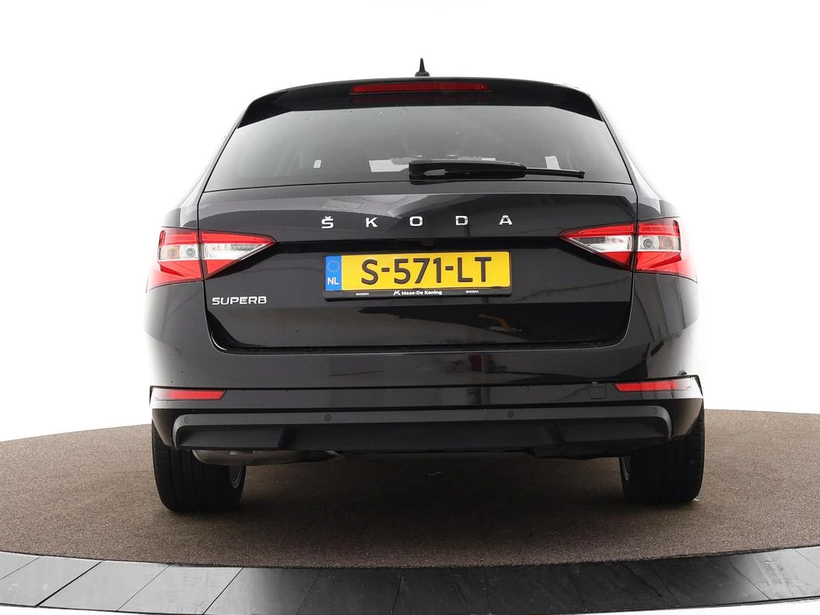 Hoofdafbeelding Škoda Superb