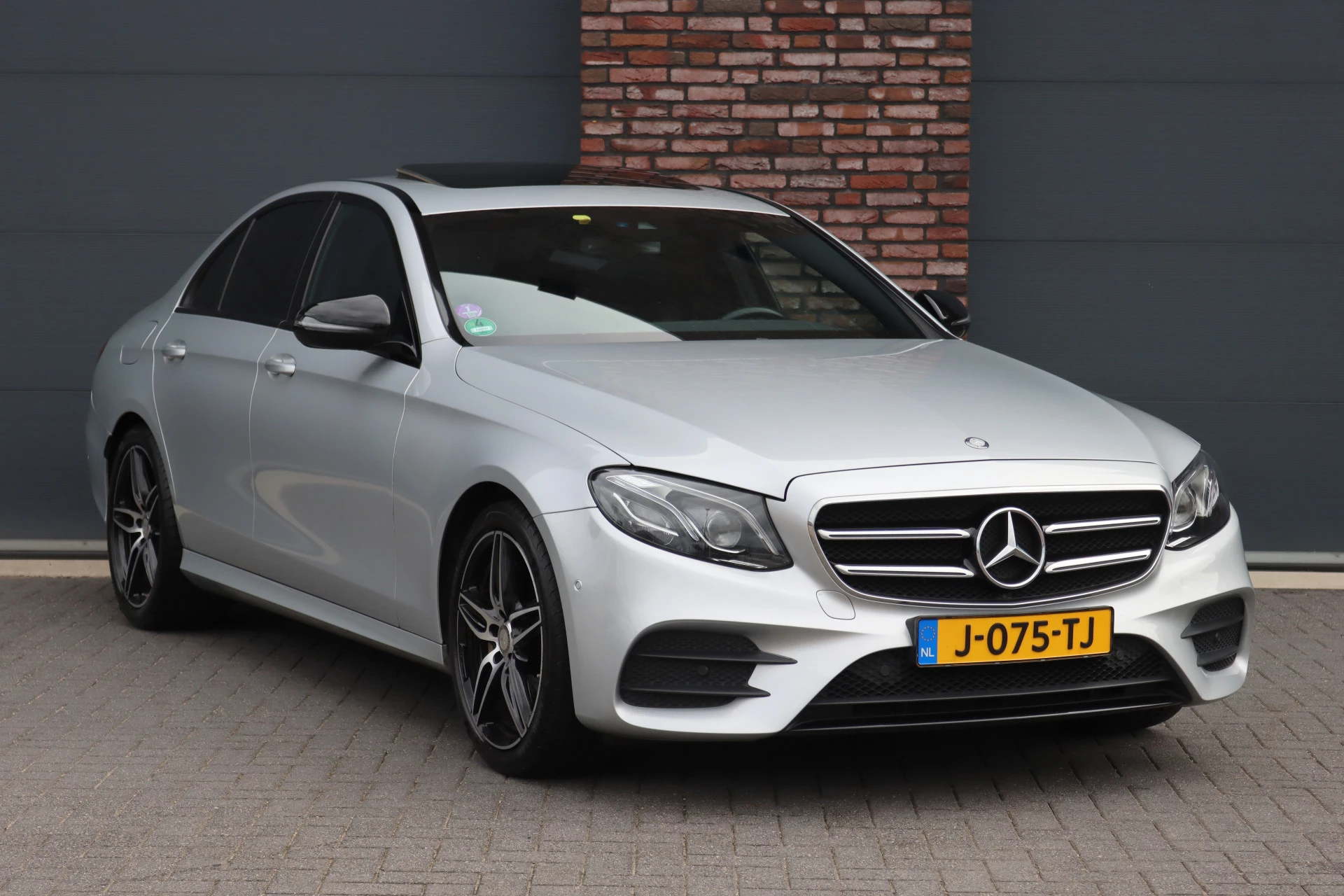 Hoofdafbeelding Mercedes-Benz E-Klasse