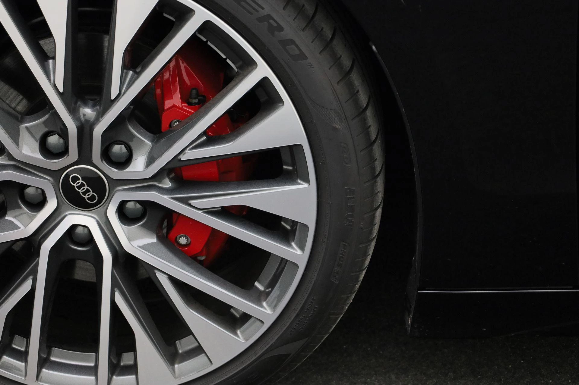 Hoofdafbeelding Audi A6 Avant e-tron