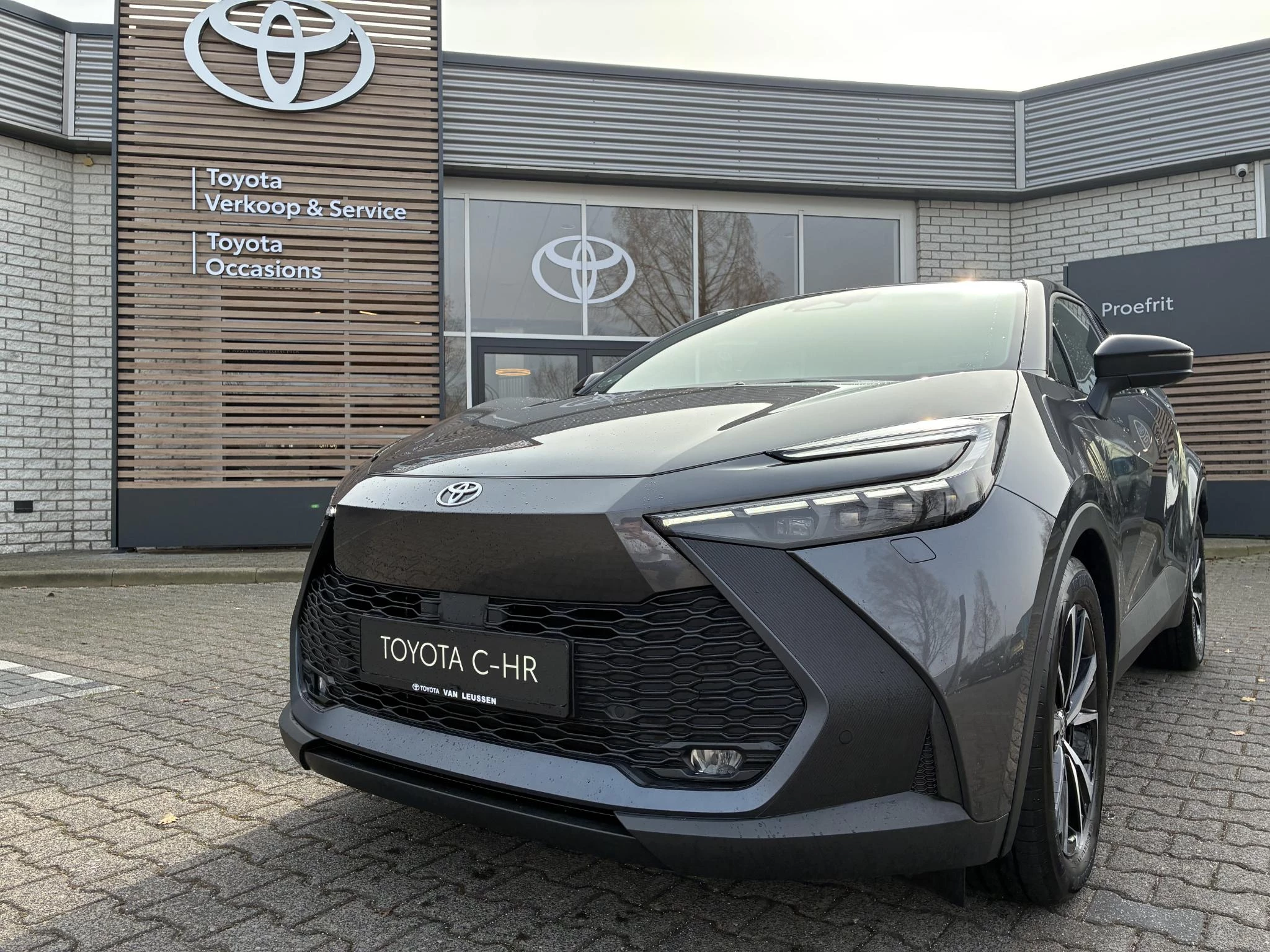 Hoofdafbeelding Toyota C-HR