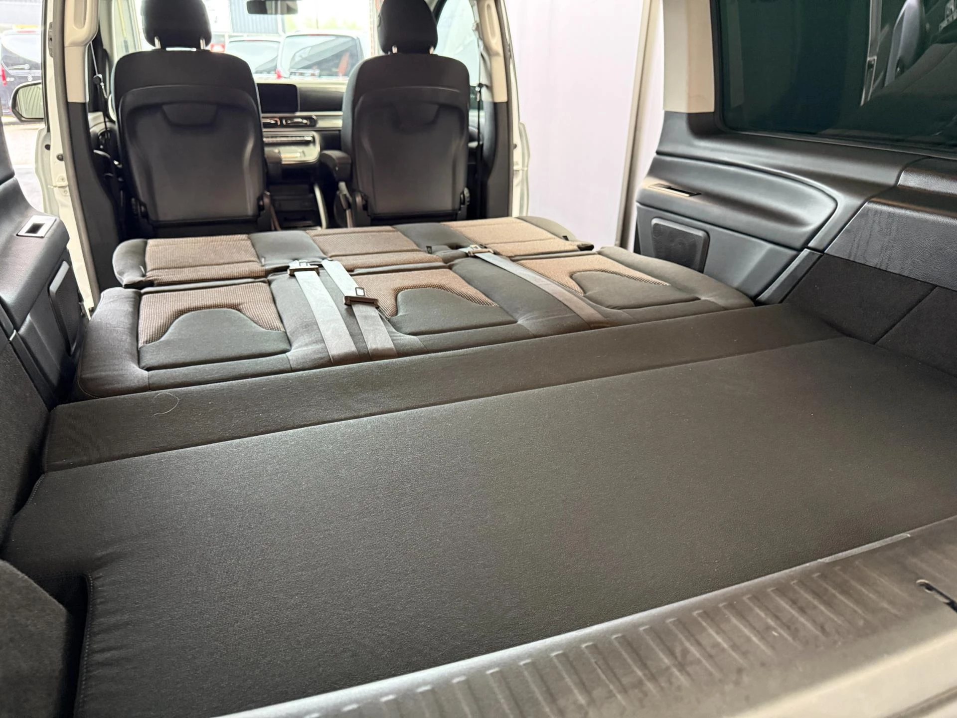 Hoofdafbeelding Mercedes-Benz EQV