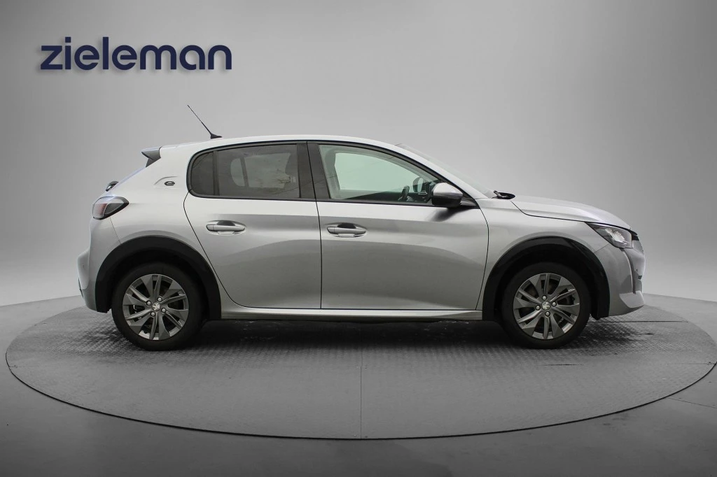 Hoofdafbeelding Peugeot e-208