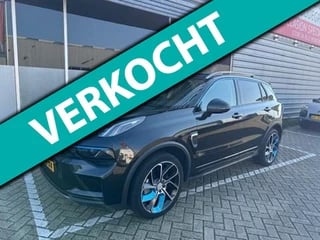 Lynk & Co 01 1.5 PLUG-IN HYBRID 262PK NW MODELJAAR!/360 CAMERA/PANO-DAK/ADAPT. CRUISE/INFINITY AUDIO/NAVIGATIE/CARPLAY/20" LMV