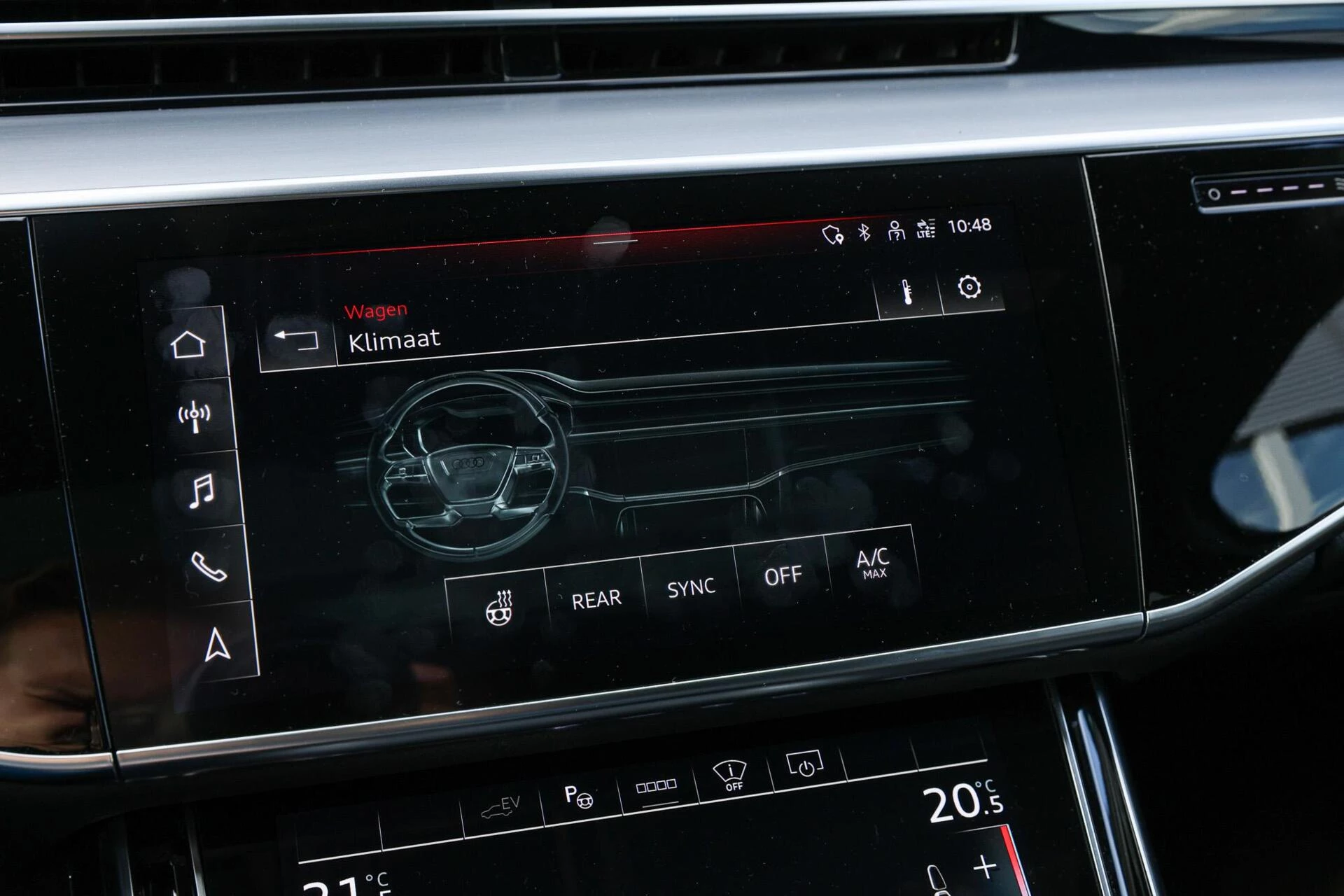 Hoofdafbeelding Audi A8