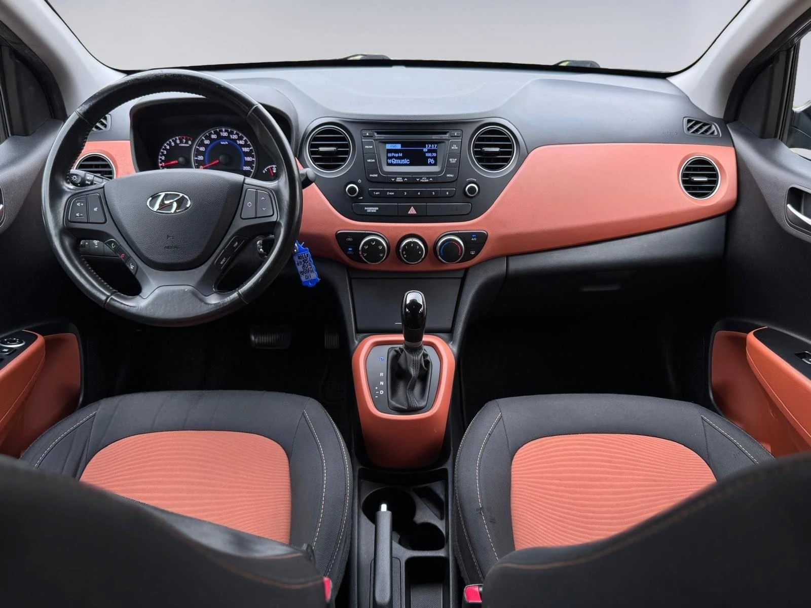 Hoofdafbeelding Hyundai i10