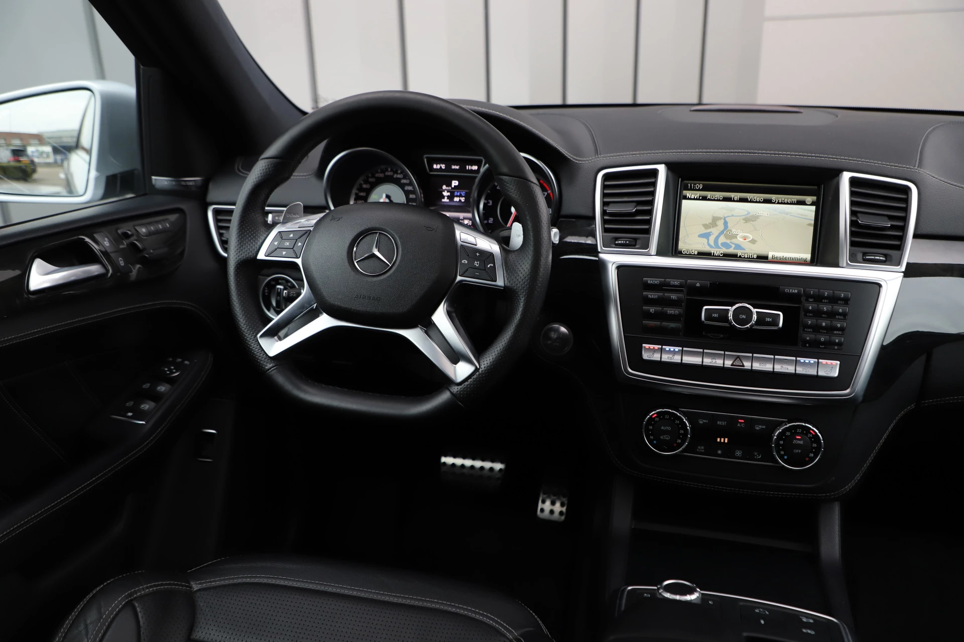 Hoofdafbeelding Mercedes-Benz M-Klasse