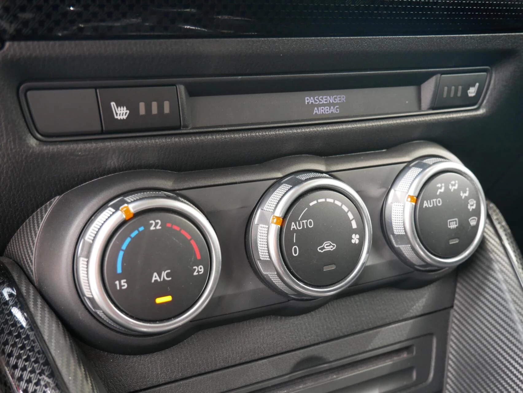 Hoofdafbeelding Mazda 2